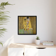 Gustav Klimt's The Kiss (1907–1908) - NOMADEN ART GALLERY