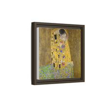 Gustav Klimt's The Kiss (1907–1908) - NOMADEN ART GALLERY