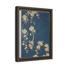 El camachuelo de Hokusai y los cerezos llorones en flor. Original del Instituto de Arte de Chicago.