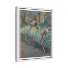 Bailarines de ballet entre bastidores (c. 1890-1900) de Edgar Degas 