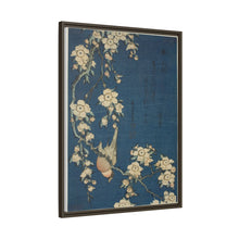 El camachuelo de Hokusai y los cerezos llorones en flor. Original del Instituto de Arte de Chicago.