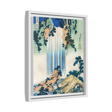Cascada de Yoro en la provincia de Mino, de Katsushika Hokusai (1760-1849), una ilustración tradicional japonesa en estilo Ukyio-e de dos viajeros mirando una cascada y otros viajeros descansando a un lado.