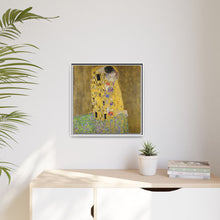 Gustav Klimt's The Kiss (1907–1908) - NOMADEN ART GALLERY