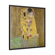 Gustav Klimt's The Kiss (1907–1908) - NOMADEN ART GALLERY