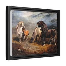 Fine Horse Pulling Golden Sleigh
