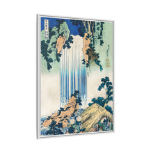 Cascada de Yoro en la provincia de Mino, de Katsushika Hokusai (1760-1849), una ilustración tradicional japonesa en estilo Ukyio-e de dos viajeros mirando una cascada y otros viajeros descansando a un lado.