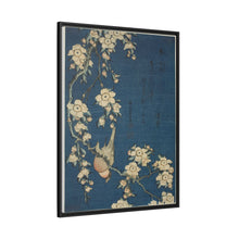 El camachuelo de Hokusai y los cerezos llorones en flor. Original del Instituto de Arte de Chicago.